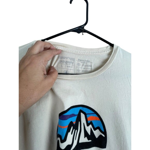 Patagonia Shirt Mens Large Slim Cream Short Sleeve Graphic Logo Organic Cotton - Picture 5 of 8